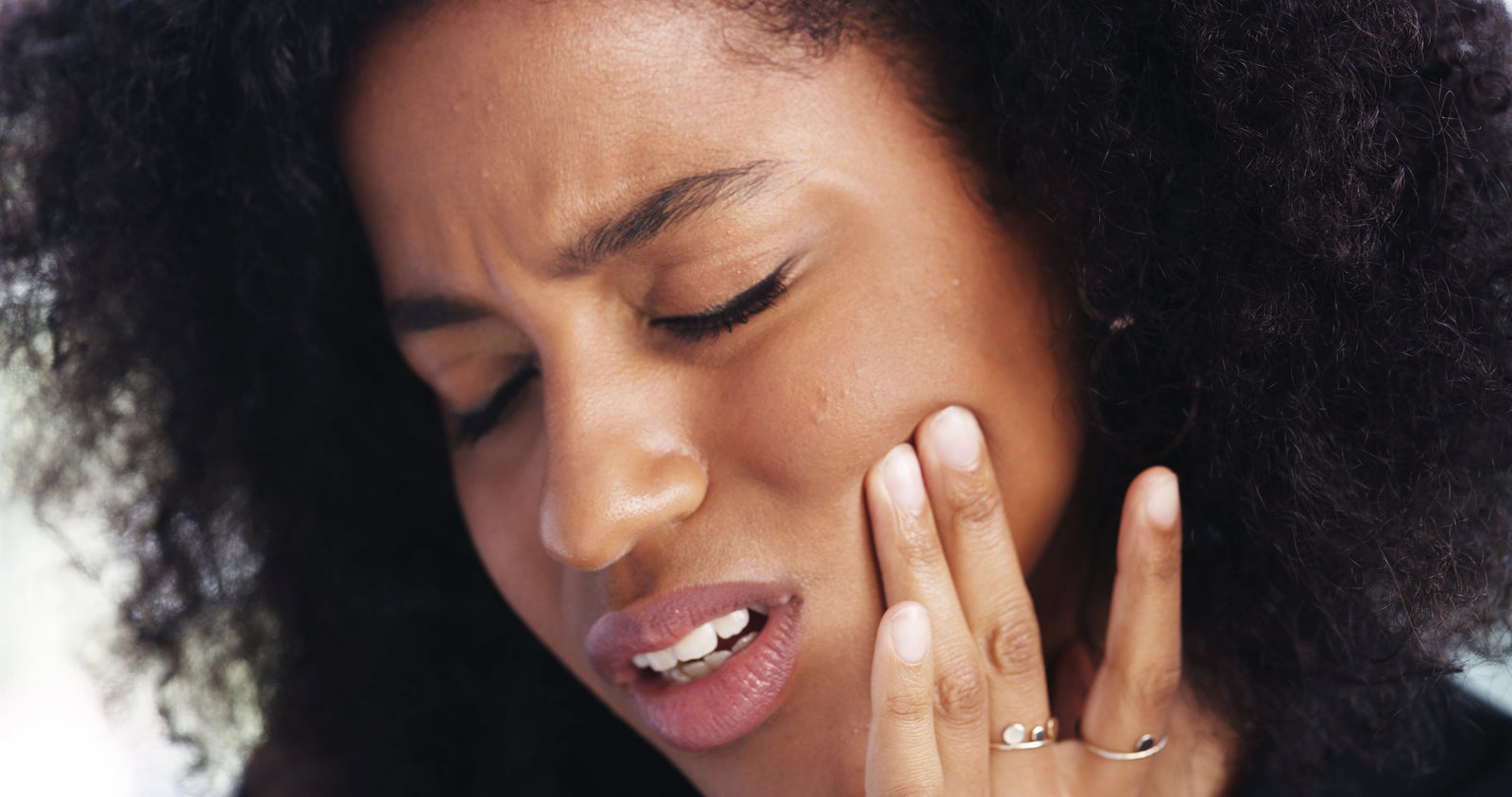 Suffering From Mouth Ulcers? Your Toothpaste Could Be The Culprit